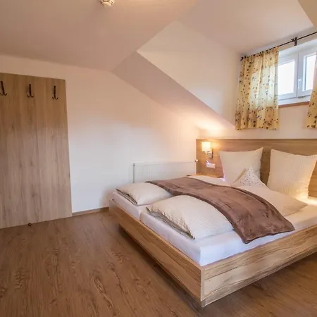 Apartment Haus Reintal *